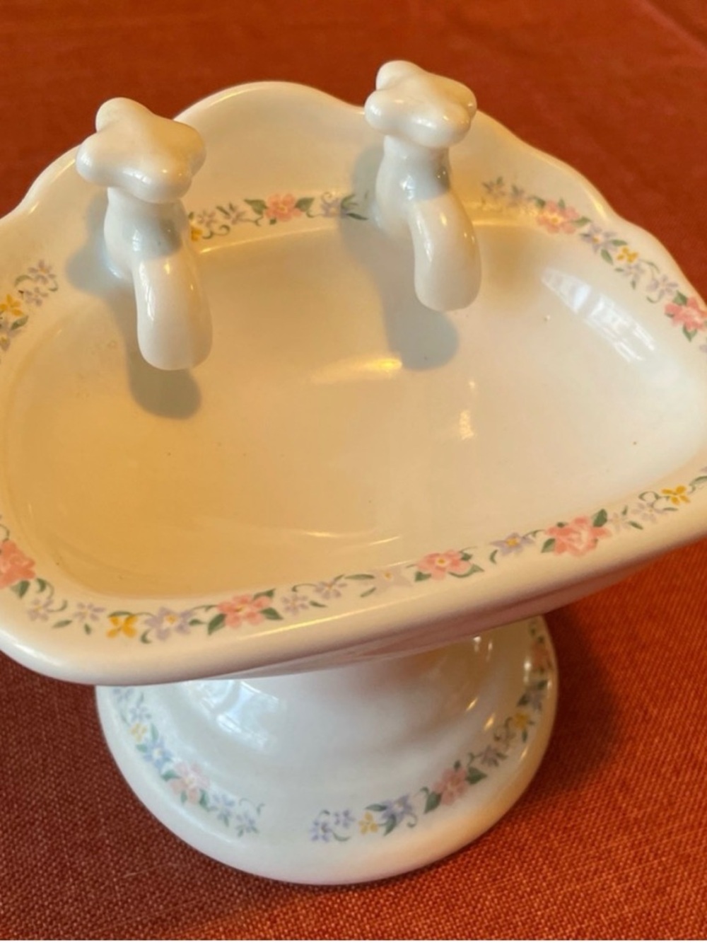 *UPDATED* Vintage Soap Dish by Upper Canada Soap & Candle Makers